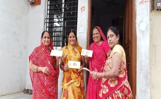 शिवराज ने राखी पर 'बहनों' को लिखी चिट्ठी, अगले पांच वर्ष के लिए मांगा समर्थन